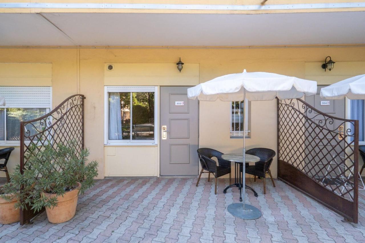 Hotel Mileade Mediterranee - Port-Frejus Exterior photo